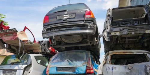 Servizio di rottamazione auto Bologna e Ferrara